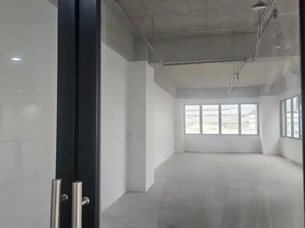 Office Spazio Perkantoran Intiland Graha Family