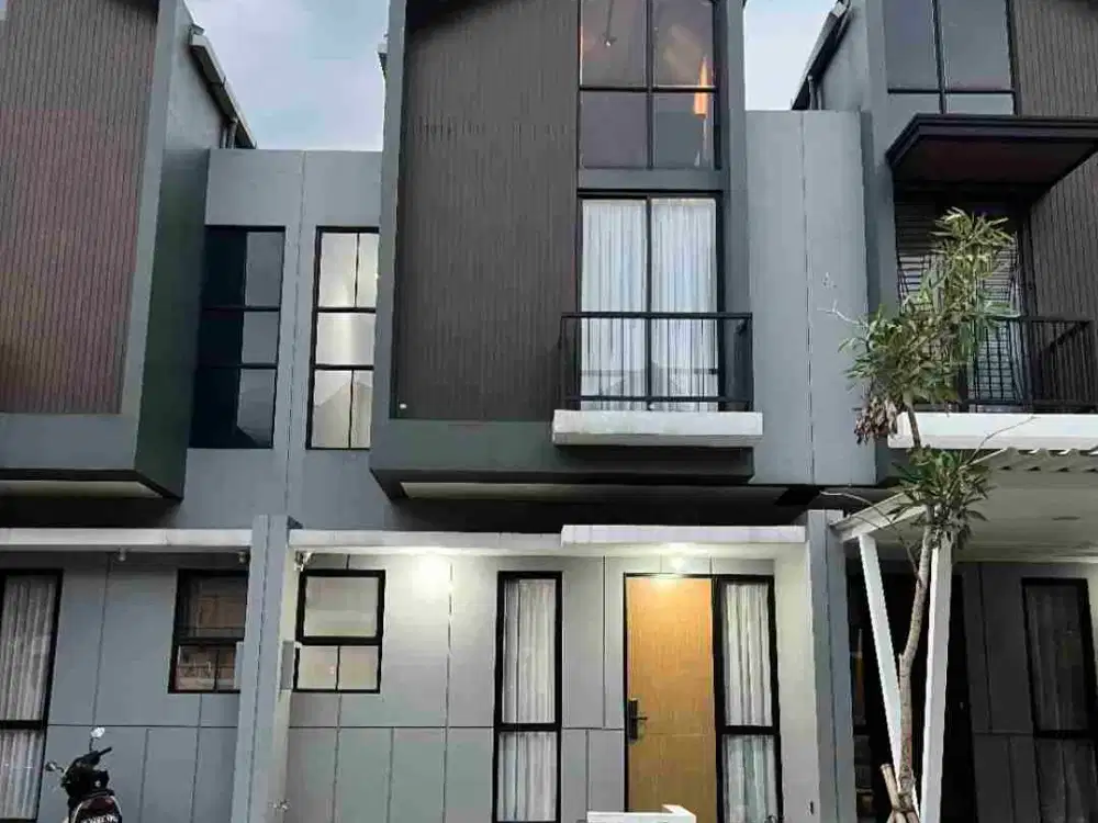 Dijual Rumah Furnish Interior Desain 2.5 Lantai di Ayodhya Garden