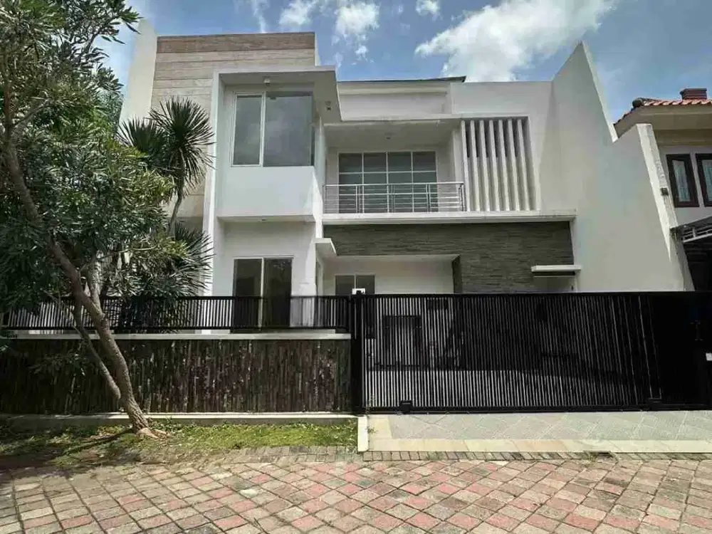 DIJUAL RUMAH REGENCY 21