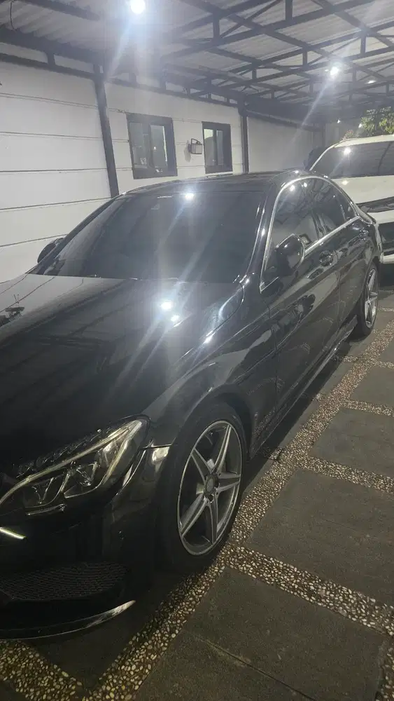Mercedes-Benz C250 2016 Bensin