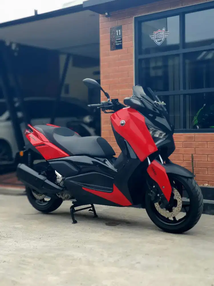 YAMAHA XMAX CONNECTED ABS 2024