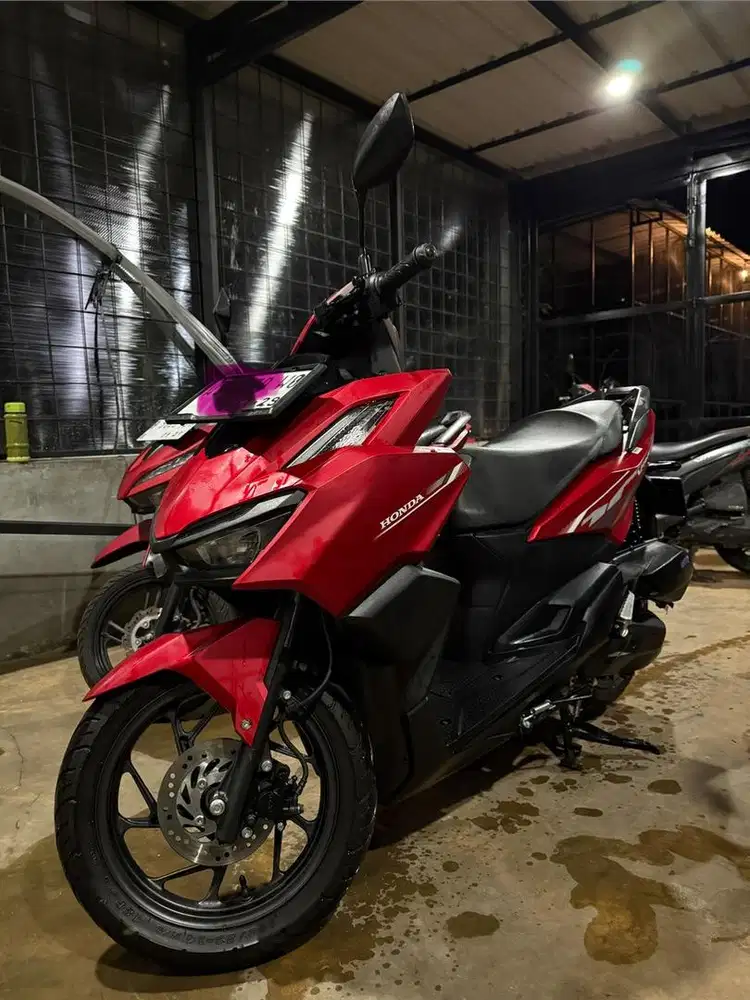 Honda Vario 160 CBS ISS november 2024 Mulus Istimewa