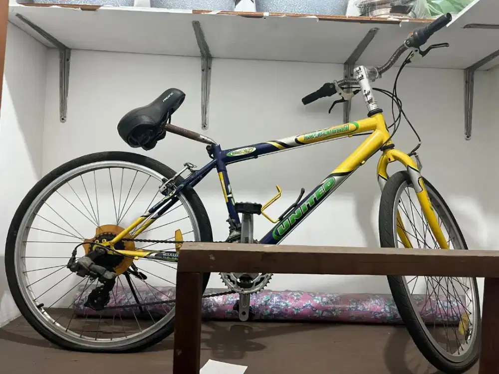 sepeda mountain bike united miami