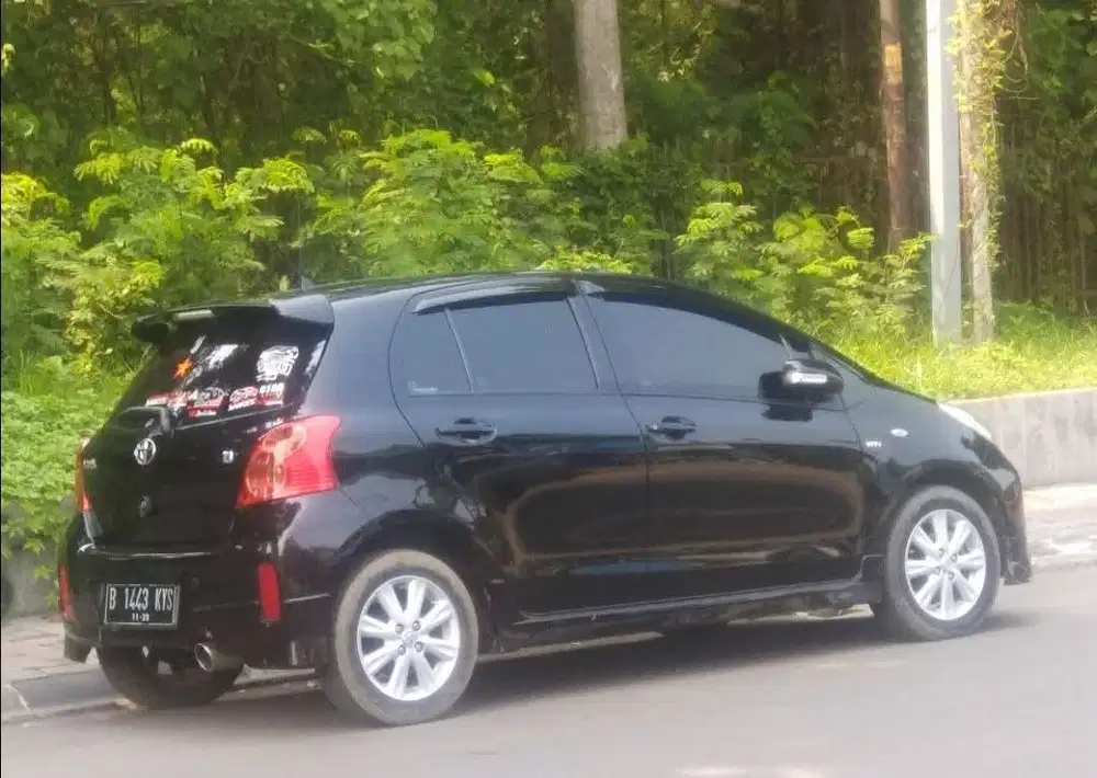 Toyota Yaris 2012 Bensin