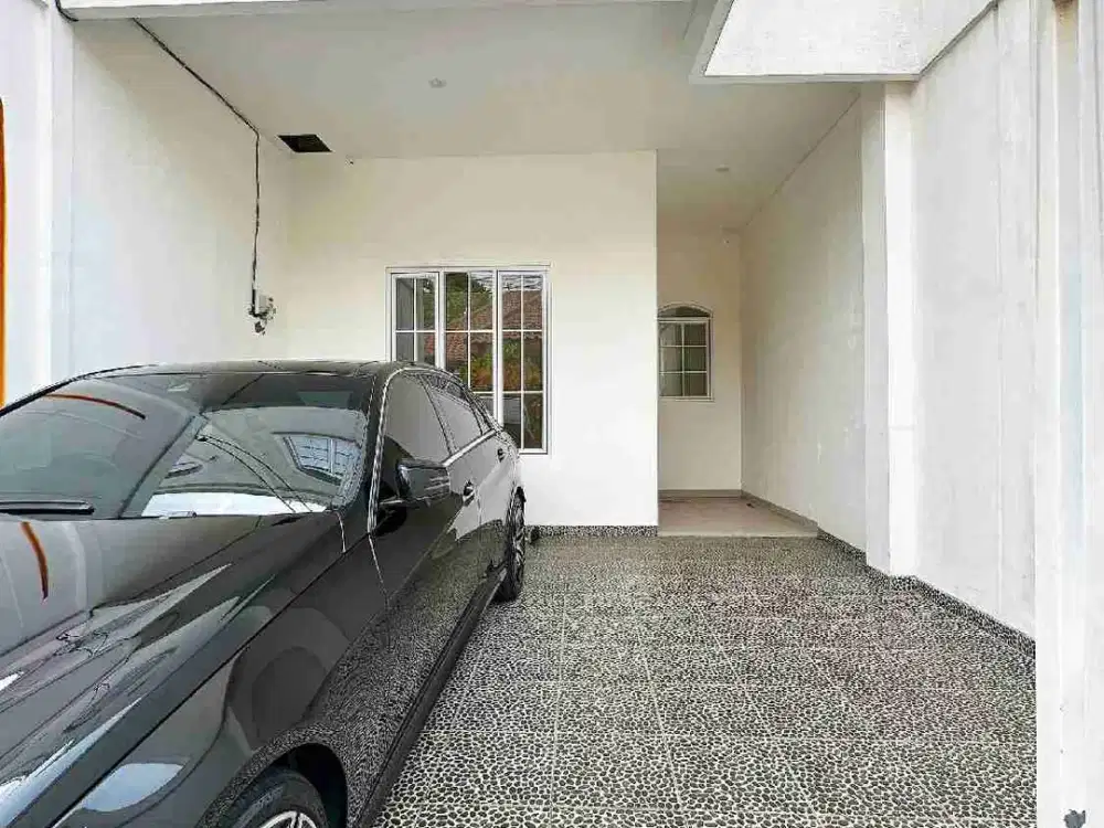 Jual Rumah 2 Lantai + ROOPTOP Murah Lokasi Strategis Pusat Kota Cipayung Jakarta Timur 007