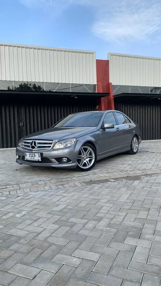 Mercedes-Benz w204 C250 2010 Bensin