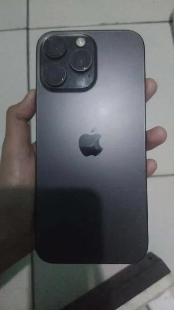 Jual second iphone 16 pro max 512