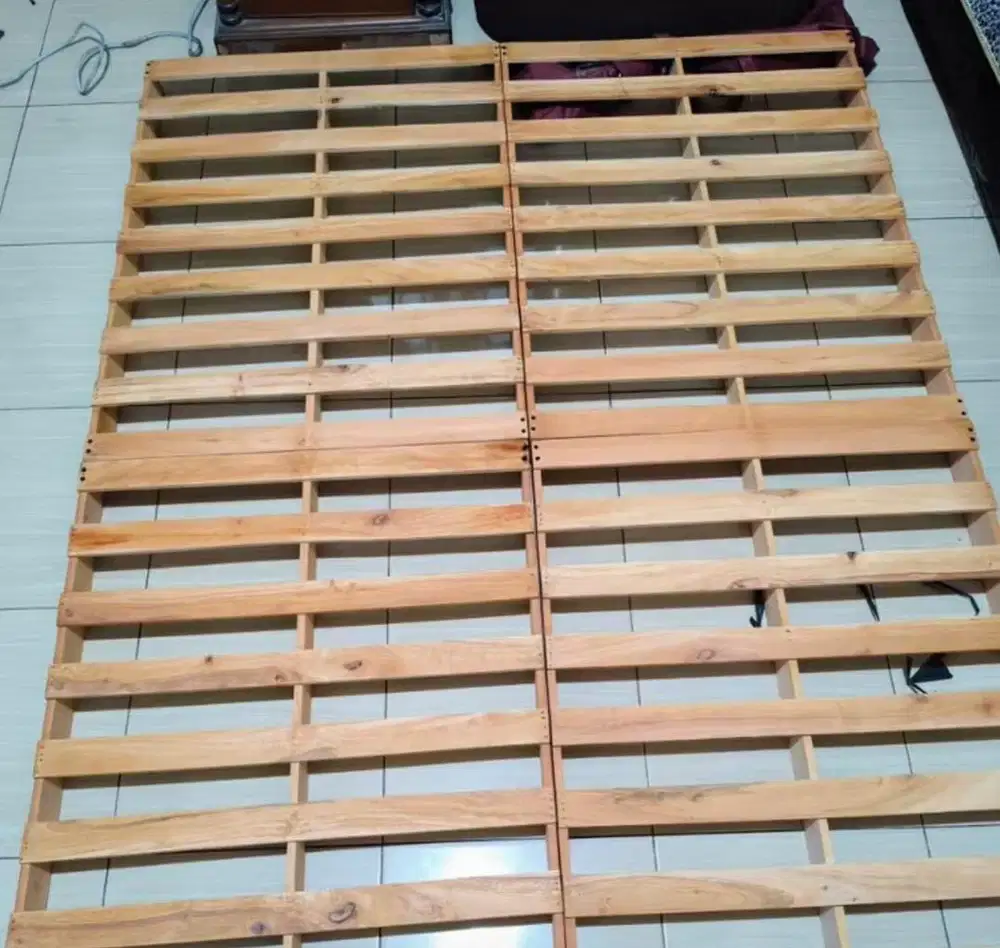 Alas Kasur Kayu