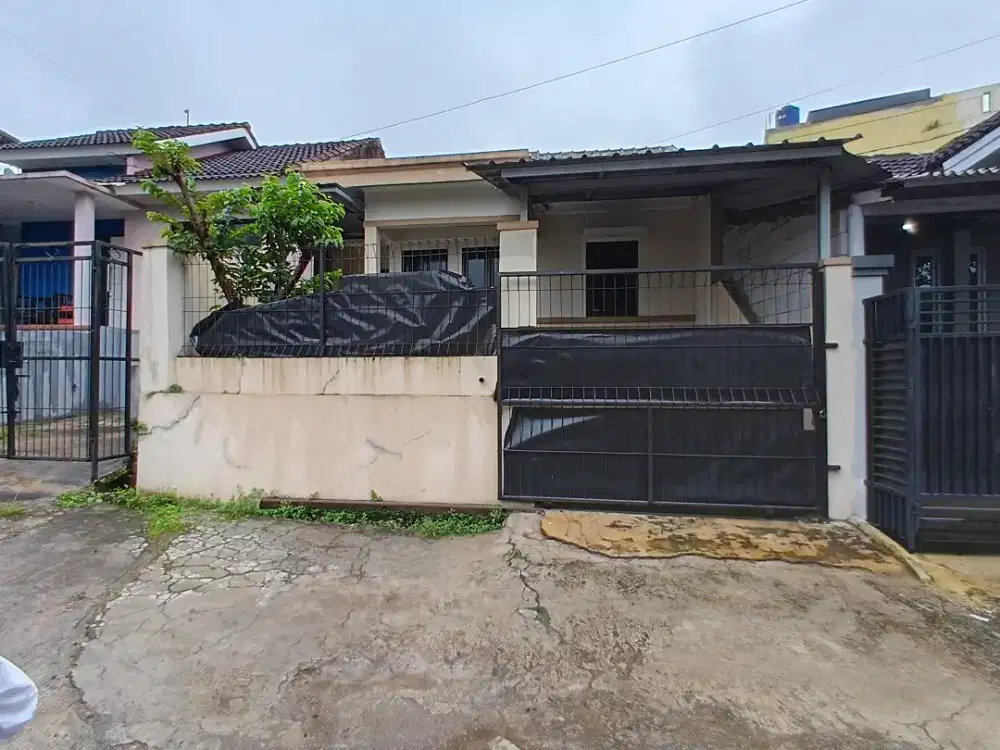 TURUN HARGA RUMAH DALAM KOMPLEK PERMATA DEKAT BORMA