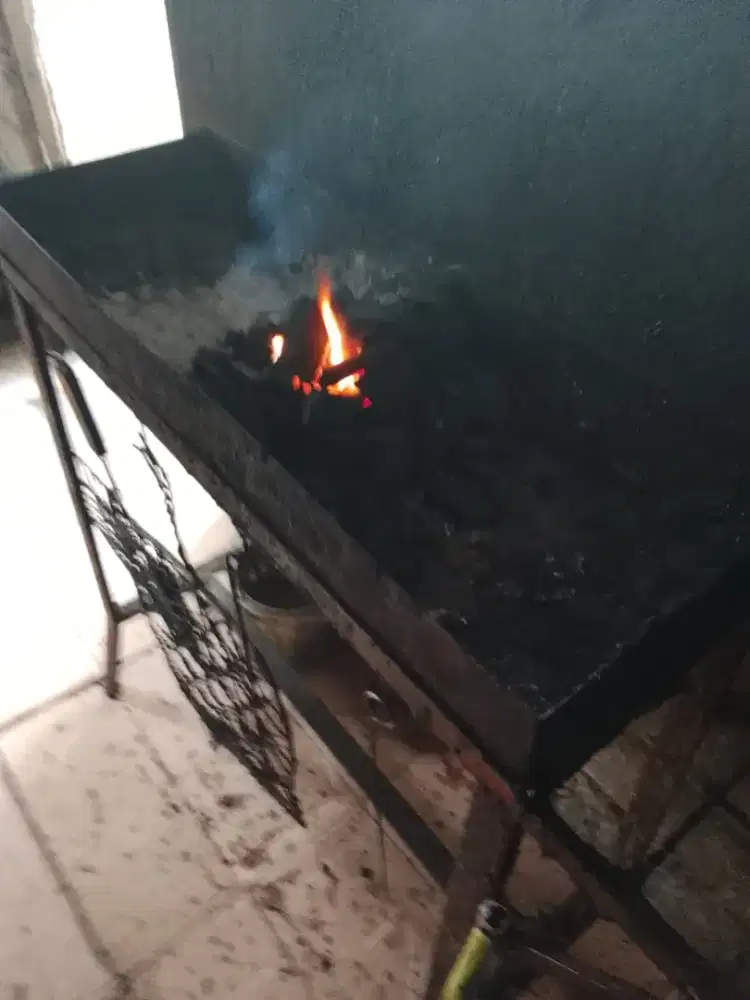 Dijual bakaran arang