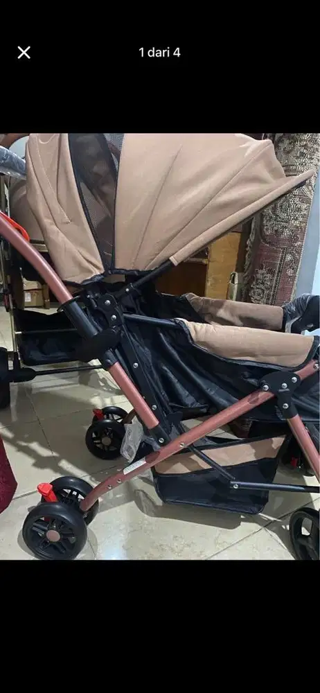 NEW STROLLER BY BEIGE