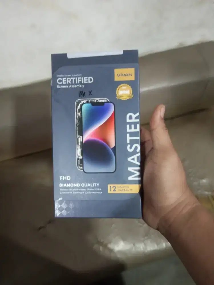 Kali ada yg butuh lcd iPhone x masih baru