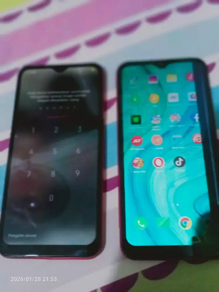 jual aja nih hp Oppo a1k minus sesuai di foto jaringan kamera dll aman