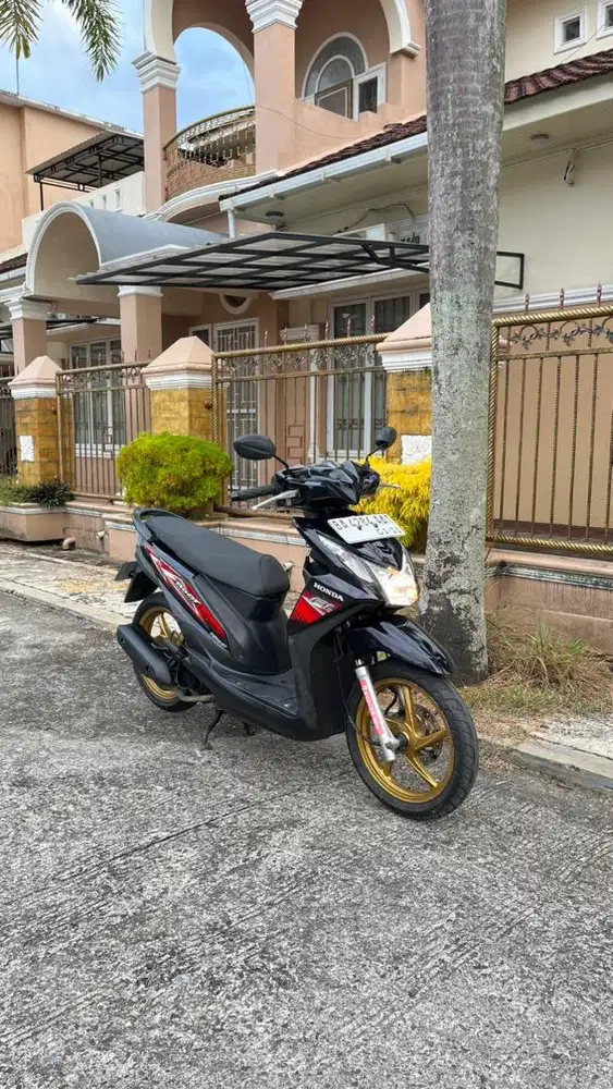 HONDA BEAT FI 2015 CBS