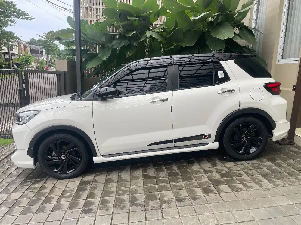 LOW KM MURAH RAIZE TSS 2021