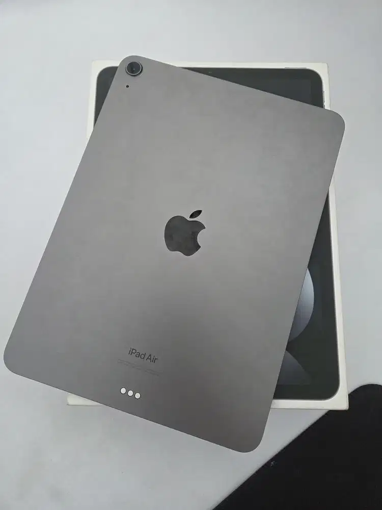 IPAD AIR GEN 5 WIFI ONLY 64GB