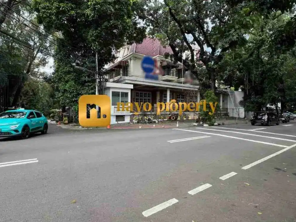 Gedung Pojok Lokasi Premium Cocok Untuk Restoran atau Kantor di Kebayoran Baru Jakarta Selatan