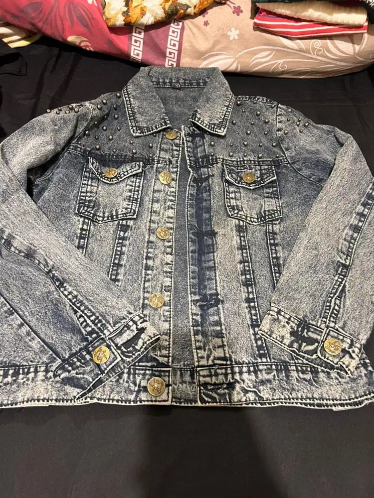 Jaket semi crop snow black