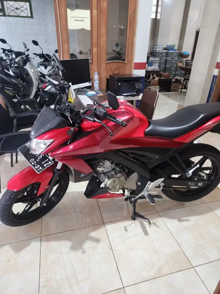Vixion all new merah beli 2021 low km 11ribu gbm