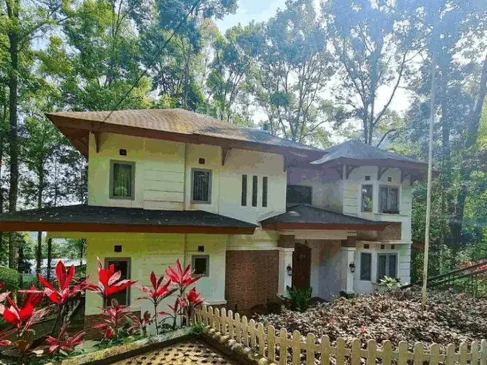 Dijual Villa Eksklusif Di Puncak Fully Furnished