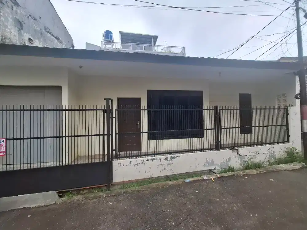 Disewakan Rumah di Jl. Karasak Utara