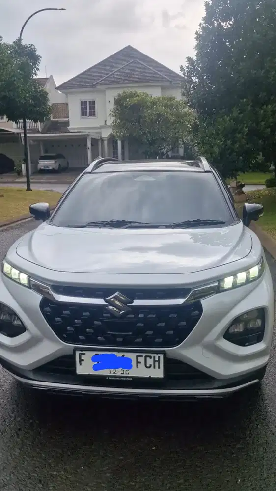 Suzuki FRONX 2025 Hybrid ISTIMEWA