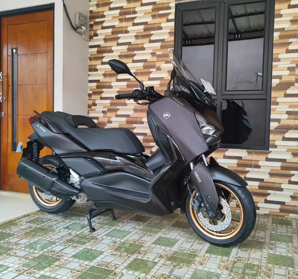 YAMAHA XMAX TECH MAX 250 ABS CONNECTED TAHUN 2024 LOW KM