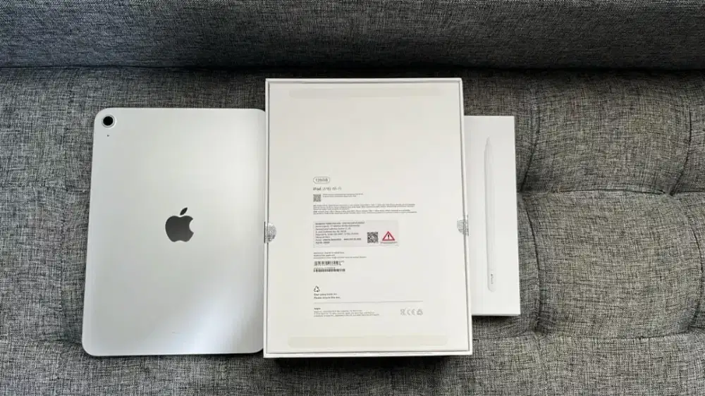 ipad 11 - 128gb
Baru + pencil apple + keyboard logitech