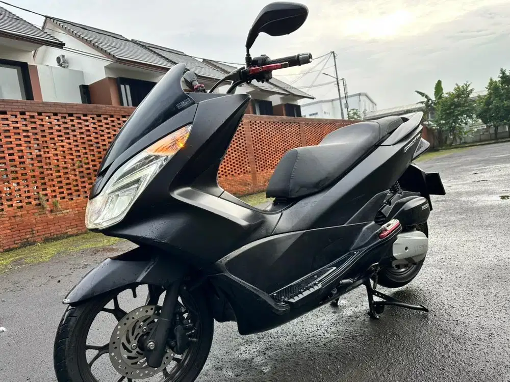 PCX 150 2016 CBU VIETNAM LOW  KM - HITAM