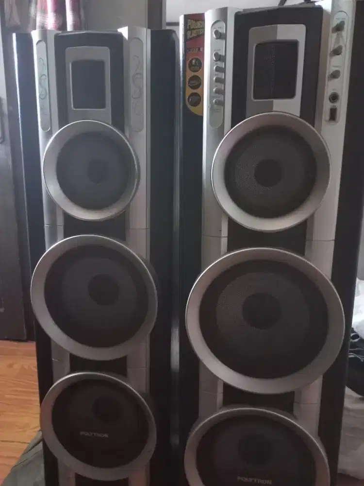 Speaker aktif Polytron beli dari baru