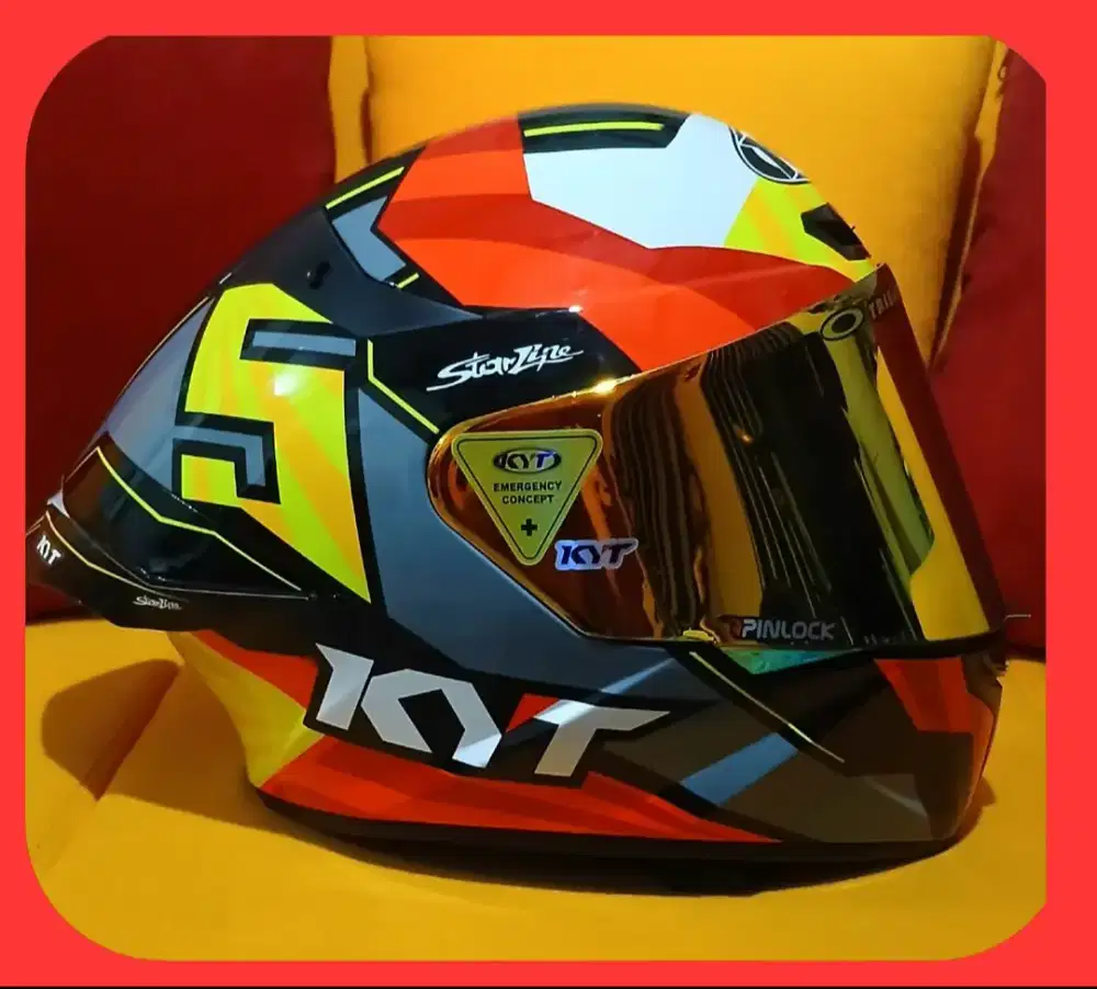 Di jual cepat Helm KYT TT COURSE full face