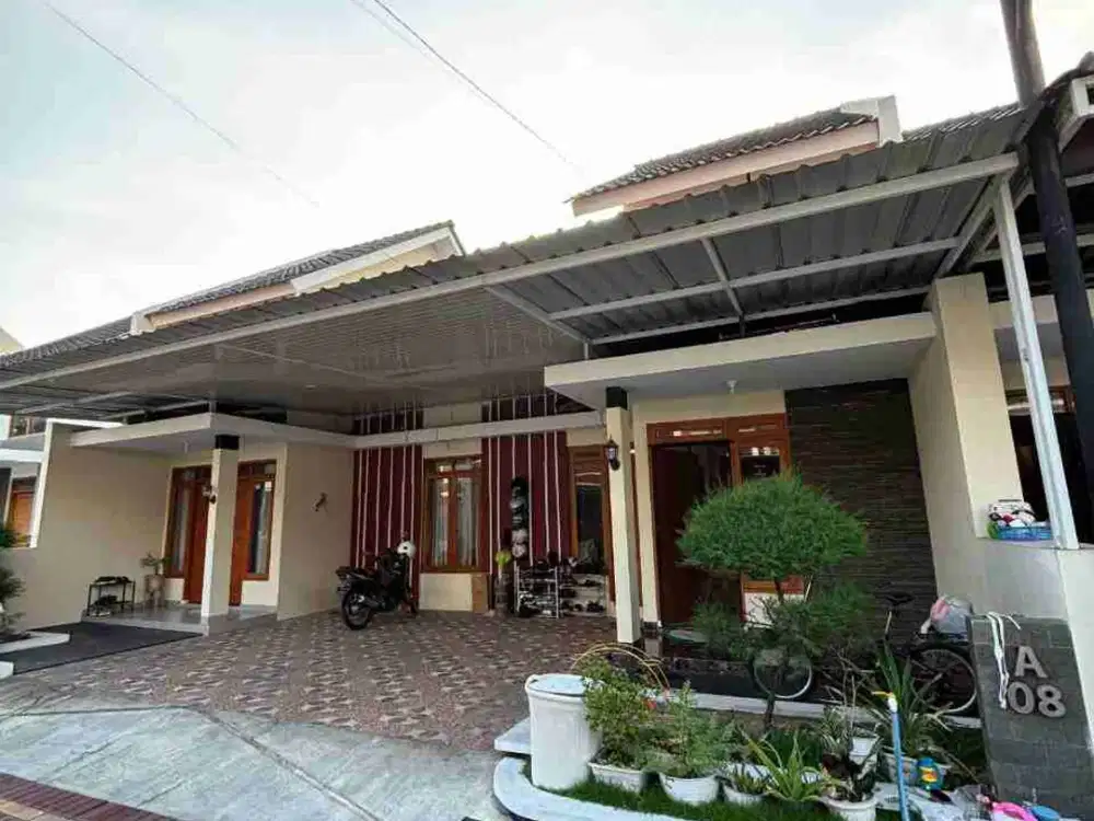 Rumah Nyaman 1.5lt Mezzanine di Cluster One Gate System Grogol