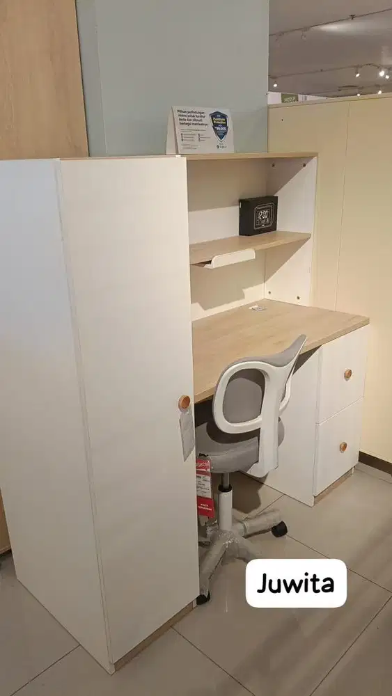 Meja belajar ex informa