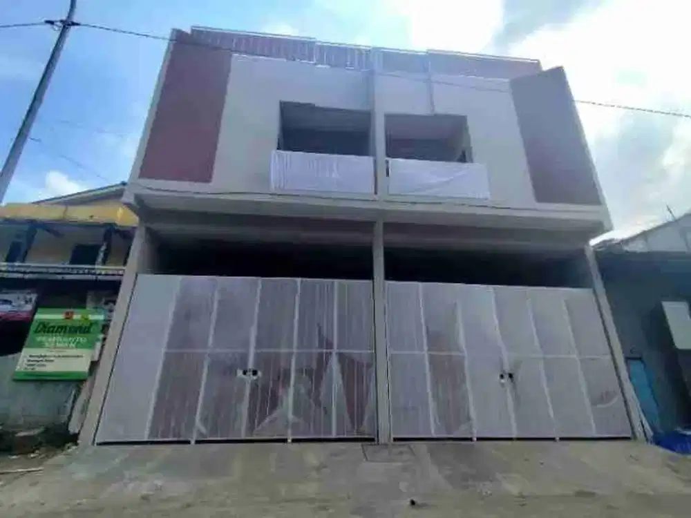 GUNUNG ANYAR dekat UPN Rungkut ‼️ Jual Rumah Usaha 2 Lantai Strategis Jalan RAYA Lokadi Rame