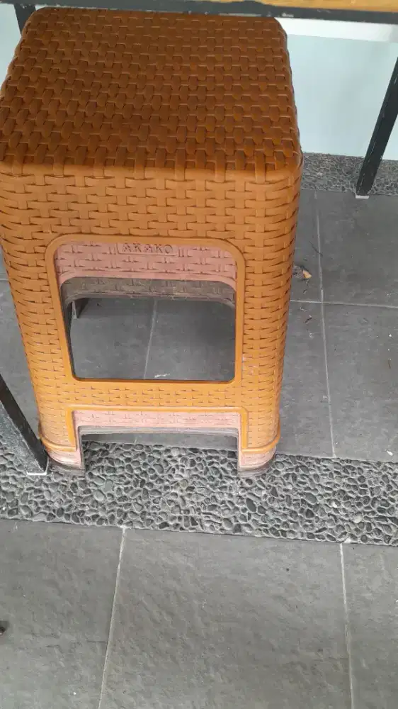 Bangku plastik bakso