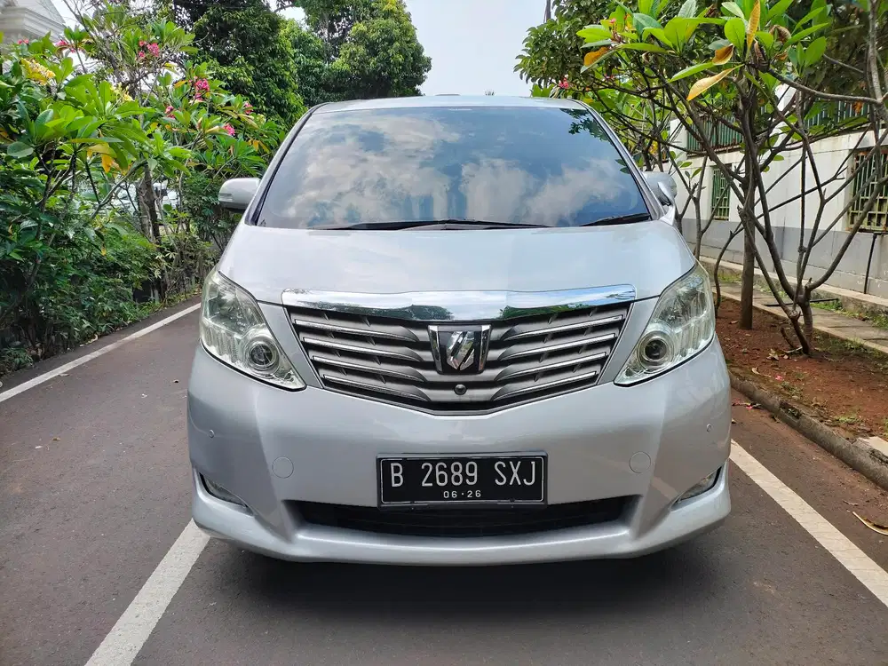 Toyota Alphard 2011 Bensin