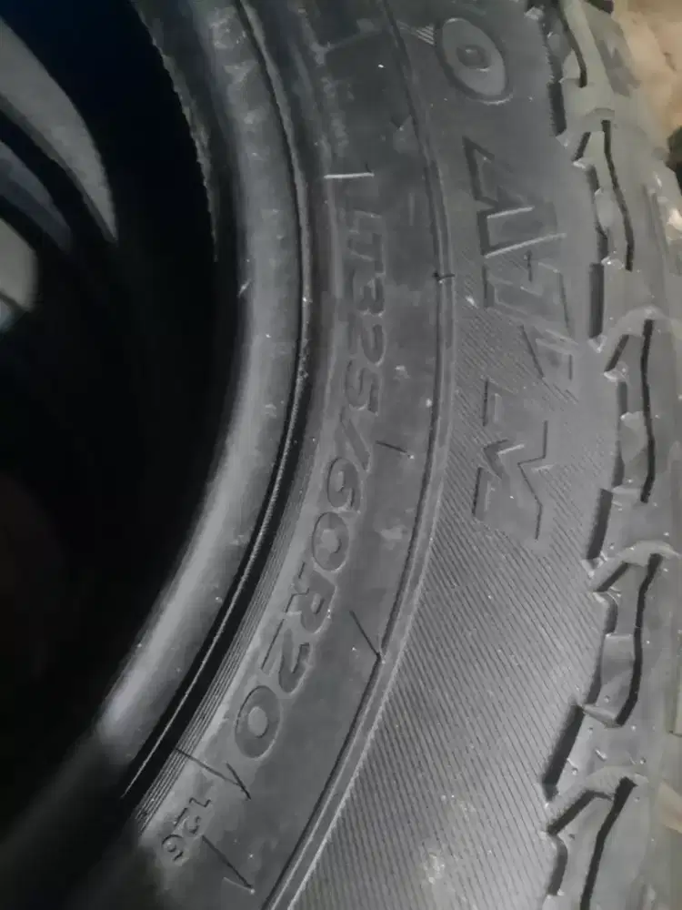 Ban hankook 325/60 R20