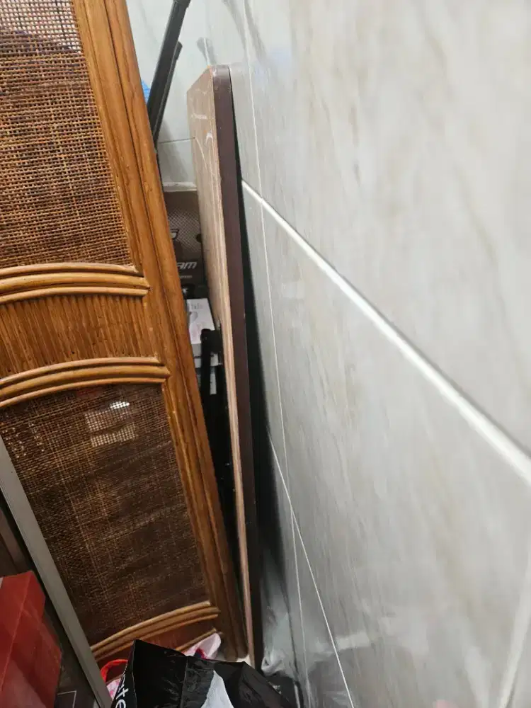 Meja makan lipat masih bagus