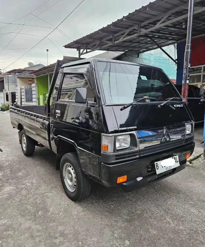Dijual Mitsubishi L300 PU