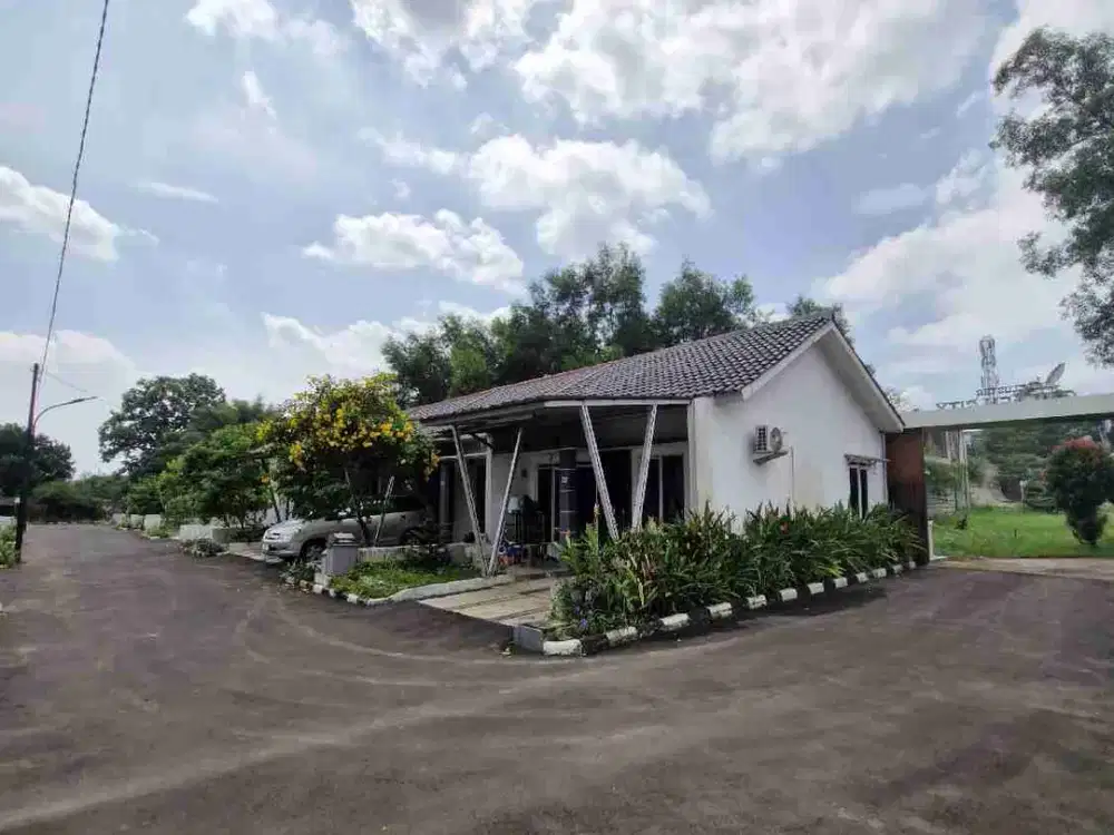 di jual rumah baru lokasi strategis bebas banjir di sawangan depok