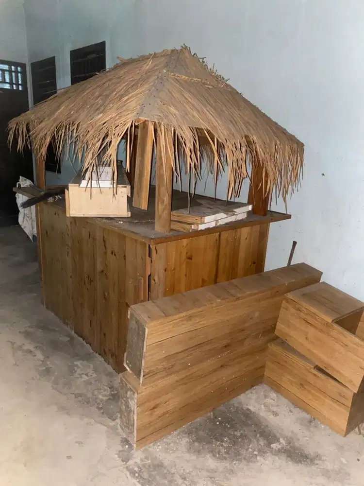 Kusen alumunium, booth angkringan, kaca cukur, etalase jati belanda