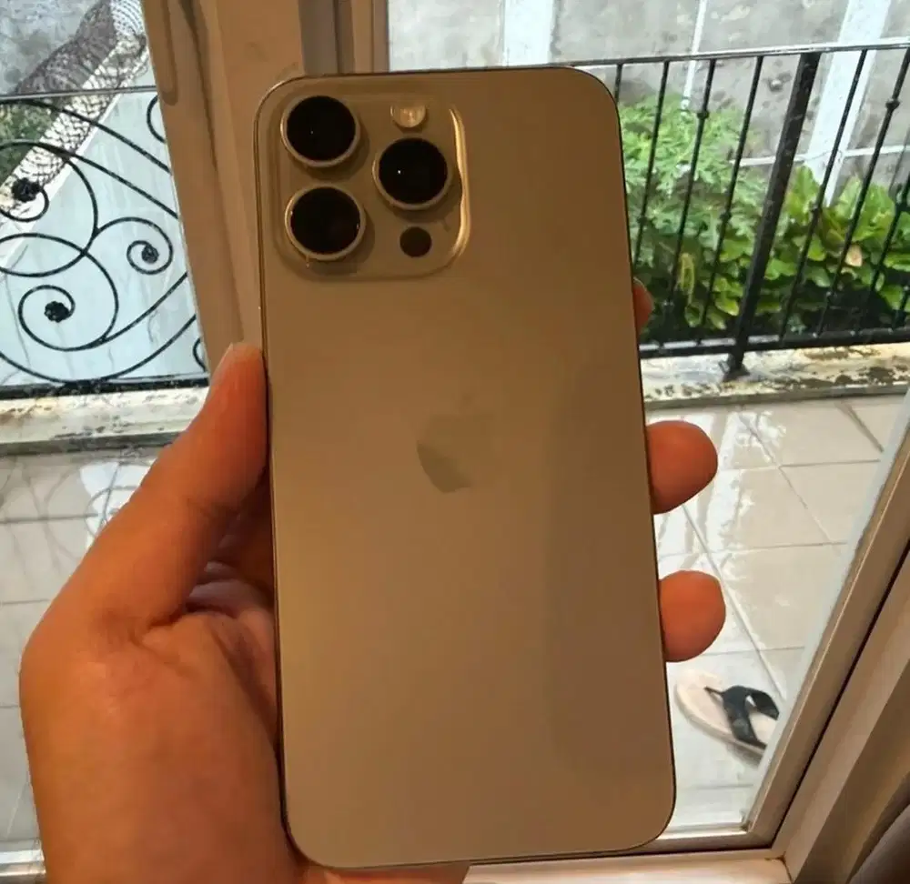 Iphone 15 pro max ibox