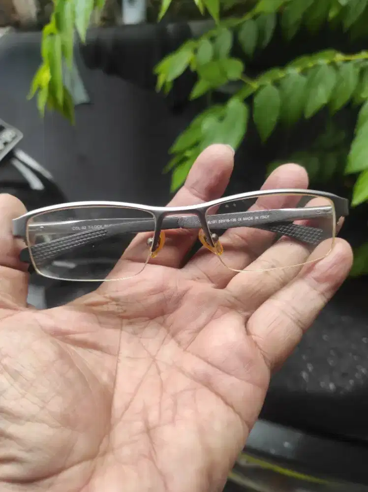 Kacamata baca merk Rudy Project Made in Italy mulus