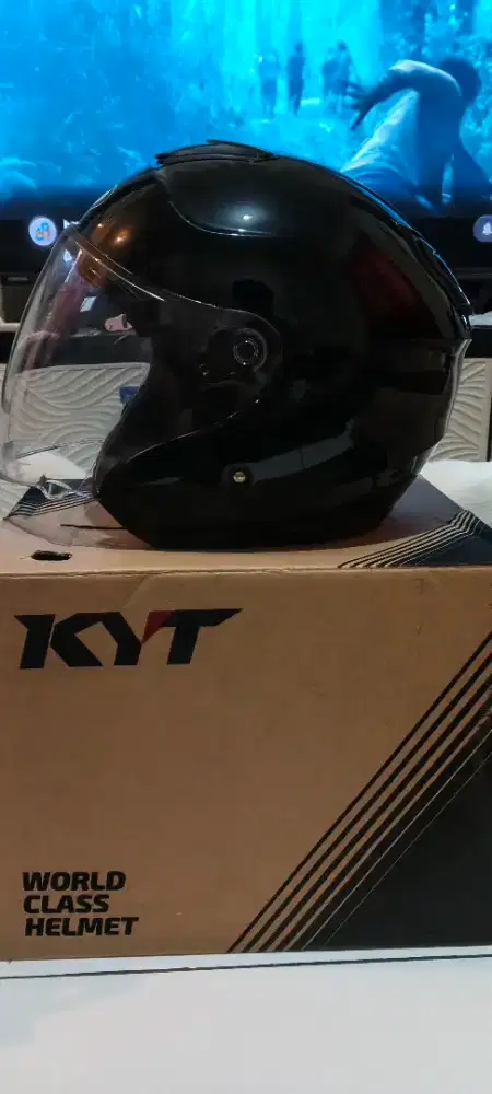 helm kyoto hitam like new