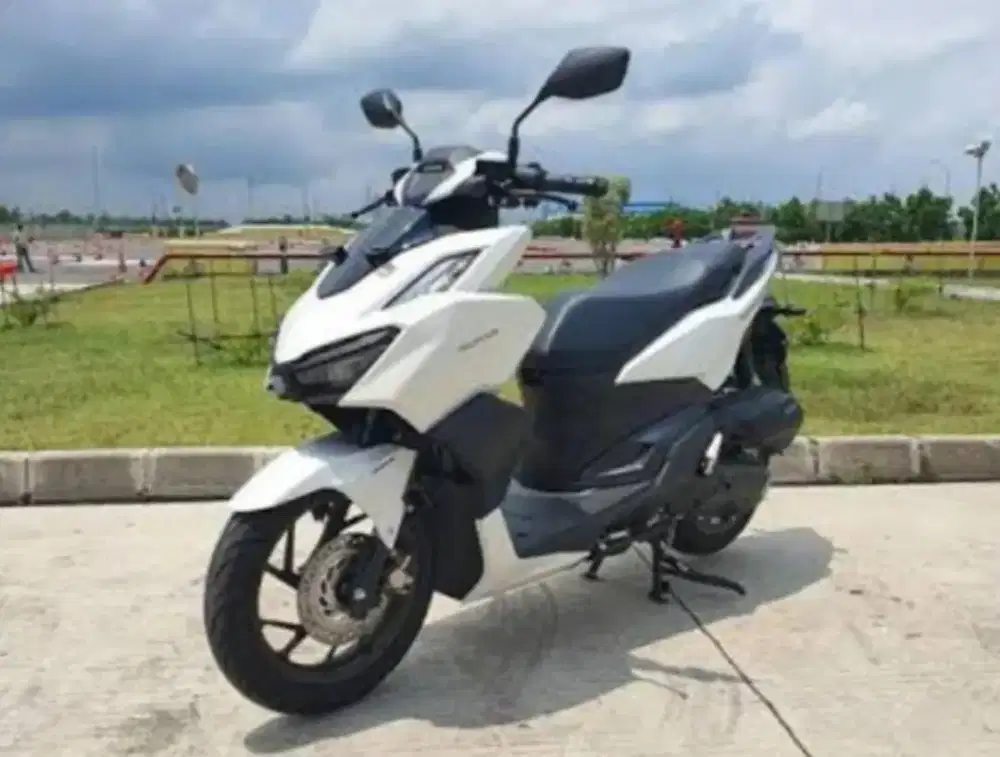 Dijual Vario160 2024  istimewa 99%