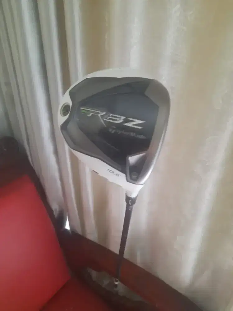 Dijual driver Taylor made Rbz