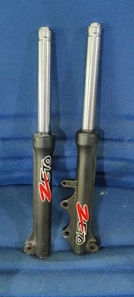 Shock depan KYB Zeto
