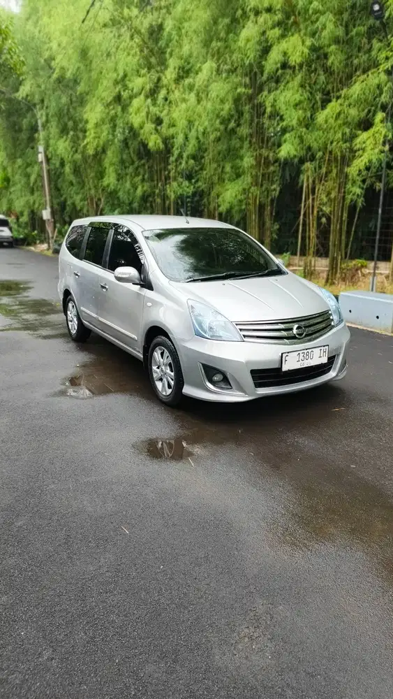 Grand livina 2013 xv 1.5 ultimate matik siap pakai