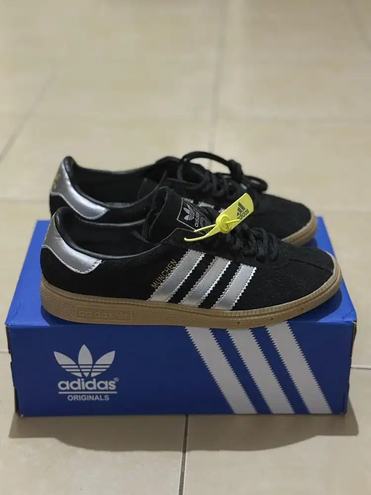 BLACK SILVER MUNCHEN CITY SERIES