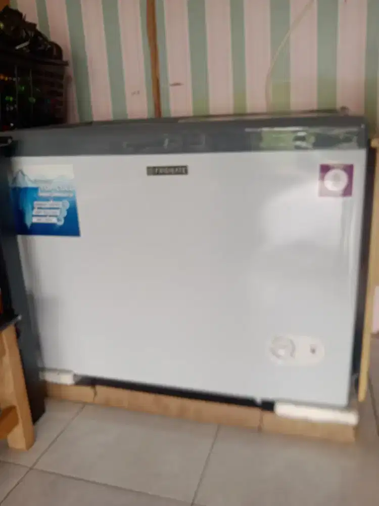 Freezer murah meriah